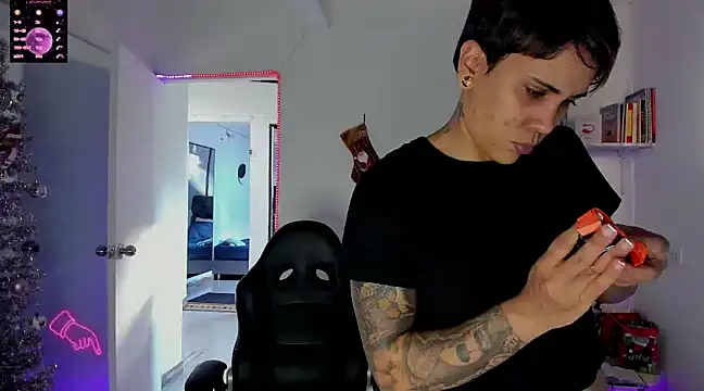 ZhoeStrong online show from 01/06/25, 10:15