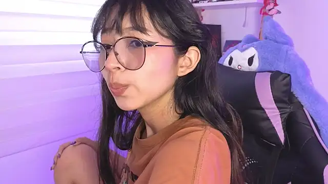 Yommi Winx online show from 11/08/25, 09:02