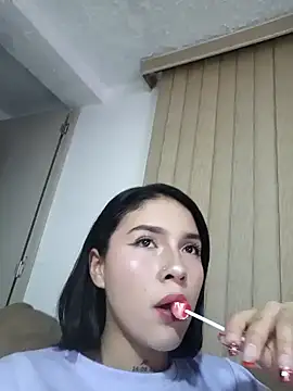 kendaall jenner  online show from 12/14/24, 04:01