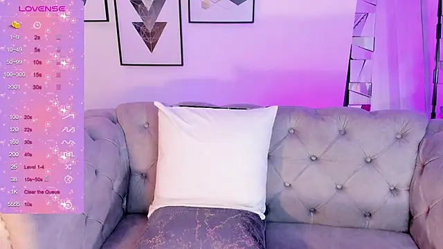 kendaall jenner  online show from 01/16/25, 08:00