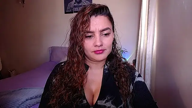 Snapshot of Lu_perez chatting on 01/24/25, 08:00 Lu perez online show from 01/24/25, 08:00