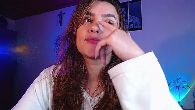 Snapshot of Lu_perez chatting on 01/28/25, 11:39 Lu perez online show from 01/28/25, 11:39