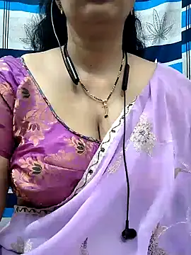 Snapshot of bhuvana555 chatting on 12/10/24, 03:52 bhuvana555 online show from 12/10/24, 03:52