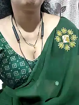 Snapshot of bhuvana555 chatting on 12/20/24, 09:17 bhuvana555 online show from 12/20/24, 09:17