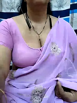 Snapshot of bhuvana555 chatting on 01/25/25, 07:38 bhuvana555 online show from 01/25/25, 07:38