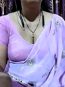 Snapshot of bhuvana555 chatting on 01/26/25, 06:06 bhuvana555 online show from 01/26/25, 06:06