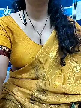 Snapshot of bhuvana555 chatting on 02/04/25, 07:40 bhuvana555 online show from 02/04/25, 07:40