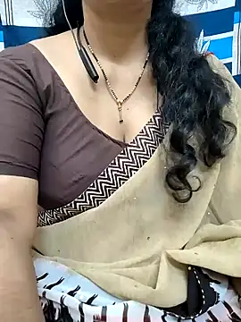 Snapshot of bhuvana555 chatting on 02/05/25, 07:50 bhuvana555 online show from 02/05/25, 07:50