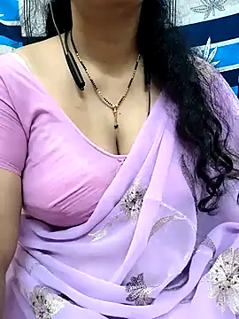 Snapshot of bhuvana555 chatting on 02/11/25, 06:51 bhuvana555 online show from 02/11/25, 06:51
