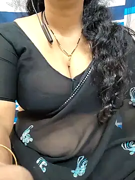 Snapshot of bhuvana555 chatting on 02/13/25, 04:11 bhuvana555 online show from 02/13/25, 04:11