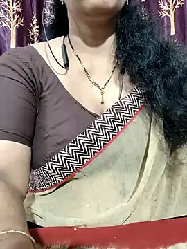 Snapshot of bhuvana555 chatting on 02/16/25, 06:10 bhuvana555 online show from 02/16/25, 06:10