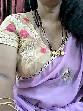 Snapshot of bhuvana555 chatting on 09/08/25, 05:34 bhuvana555 online show from 09/08/25, 05:34