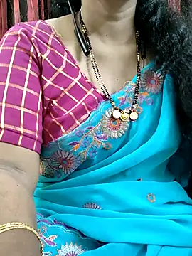 Snapshot of bhuvana555 chatting on 09/09/25, 05:12 bhuvana555 online show from 09/09/25, 05:12