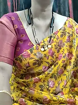 Snapshot of bhuvana555 chatting on 09/23/25, 04:54 bhuvana555 online show from 09/23/25, 04:54