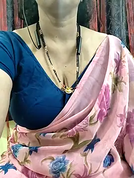 Snapshot of bhuvana555 chatting on 10/18/25, 05:10 bhuvana555 online show from 10/18/25, 05:10