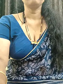 Snapshot of bhuvana555 chatting on 10/25/25, 06:35 bhuvana555 online show from 10/25/25, 06:35