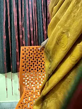 Snapshot of bhuvana555 chatting on 11/23/25, 05:13 bhuvana555 online show from 11/23/25, 05:13