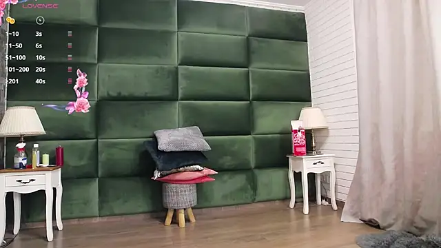 SelenSummer online show from 09/20/25, 04:13