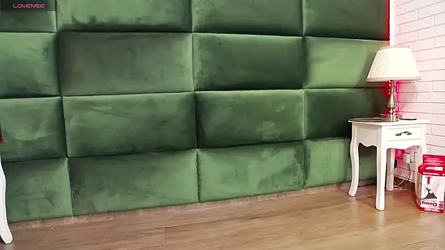 SelenSummer online show from 09/27/25, 04:06