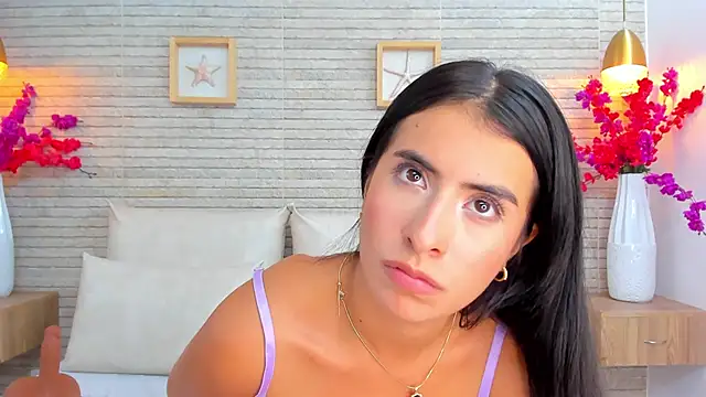 IssabellaLopez online show from 09/13/25, 12:10