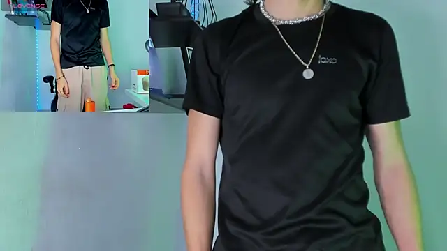 manu vera online show from 10/30/25, 02:35