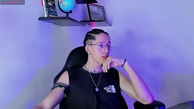 manu vera online show from 11/08/25, 02:12