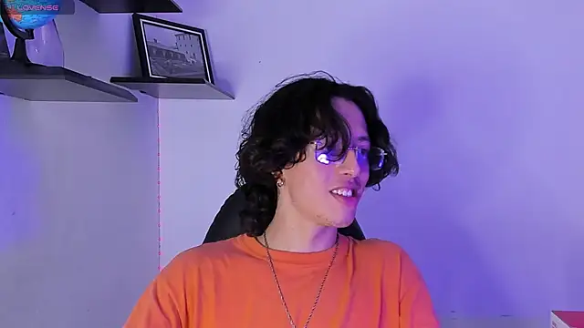 manu vera online show from 11/14/25, 02:32