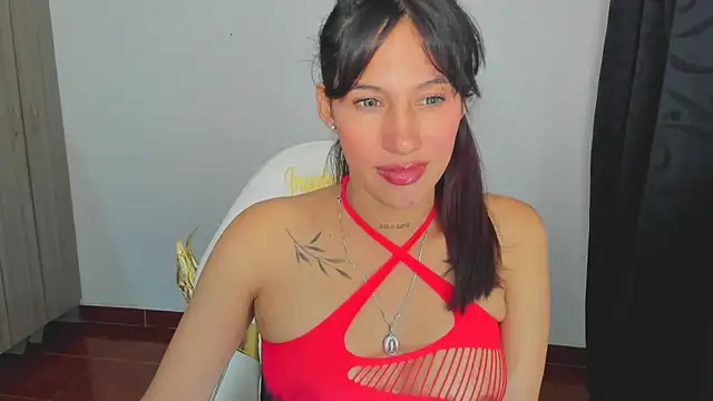 victoriia sweet  online show from 03/12/25, 06:00