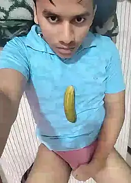 Snapshot of somelb chatting on 03/02/25, 09:21 somelb online show from 03/02/25, 09:21