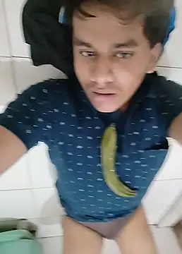 Snapshot of somelb chatting on 03/18/25, 10:14 somelb online show from 03/18/25, 10:14