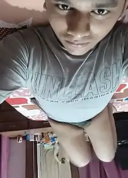 Snapshot of somelb chatting on 09/14/25, 10:36 somelb online show from 09/14/25, 10:36