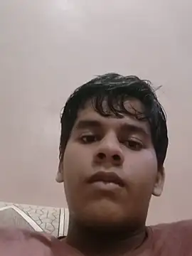 Snapshot of somelb chatting on 11/05/25, 08:36 somelb online show from 11/05/25, 08:36