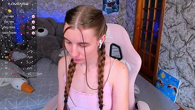  flowersweeet  online show from 10/23/25, 10:14