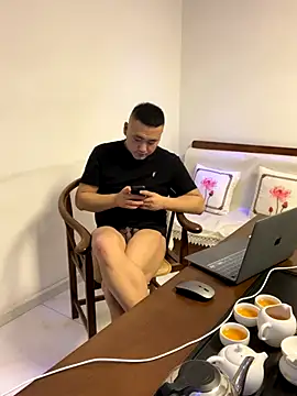 ShaoZian 1 online show from 11/01/25, 04:31