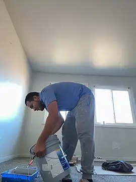 Snapshot of elamante03 chatting on 12/02/24, 07:38 elamante03 online show from 12/02/24, 07:38