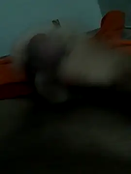 Snapshot of lm279 chatting on 11/22/25, 03:44 lm279 online show from 11/22/25, 03:44