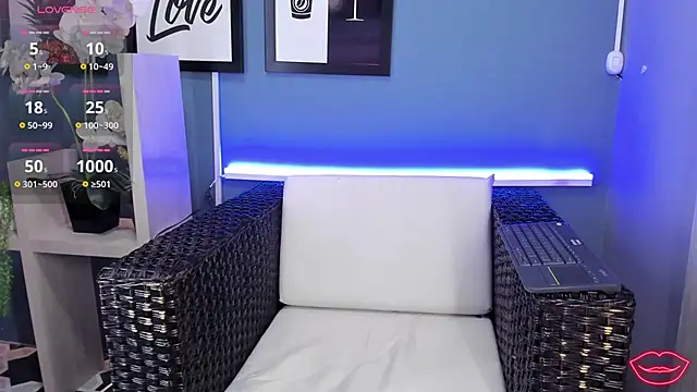 JulietaCheerr online show from 12/21/24, 01:10