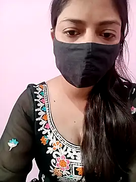 Snapshot of Mahi_Baby25 chatting on 10/20/25, 02:45 Mahi Baby25 online show from 10/20/25, 02:45