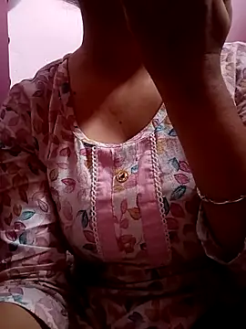 Snapshot of Mahi_Baby25 chatting on 10/22/25, 03:51 Mahi Baby25 online show from 10/22/25, 03:51