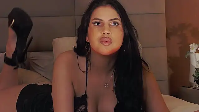 GiuliaHarvey online show from 02/04/25, 08:24