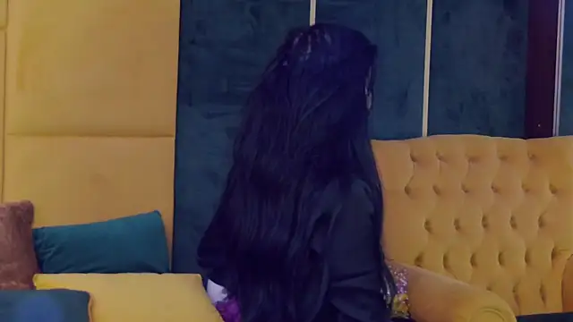 GiuliaHarvey online show from 03/18/25, 06:36