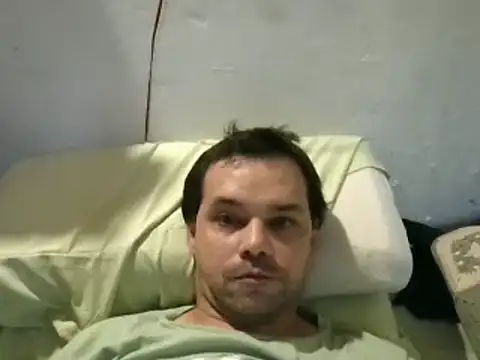 Snapshot of Lolosalvage83 chatting on 01/01/25, 10:54 Lolosalvage83 online show from 01/01/25, 10:54