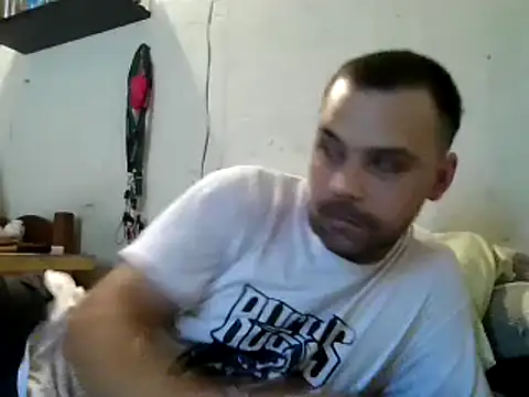 Snapshot of Lolosalvage83 chatting on 01/12/25, 05:22 Lolosalvage83 online show from 01/12/25, 05:22