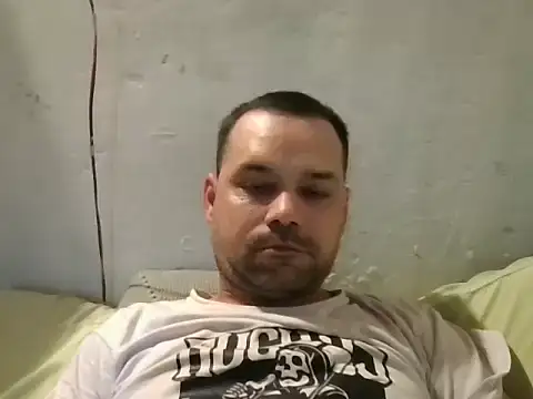 Snapshot of Lolosalvage83 chatting on 01/19/25, 11:45 Lolosalvage83 online show from 01/19/25, 11:45