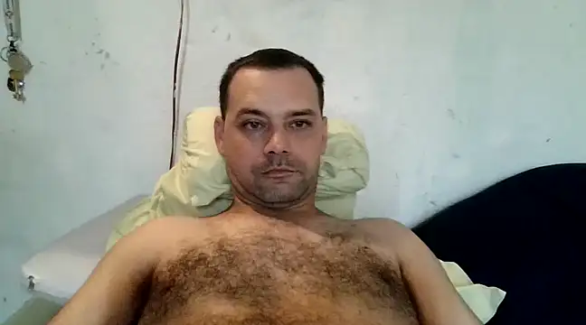 Snapshot of Lolosalvage83 chatting on 01/25/25, 07:18 Lolosalvage83 online show from 01/25/25, 07:18