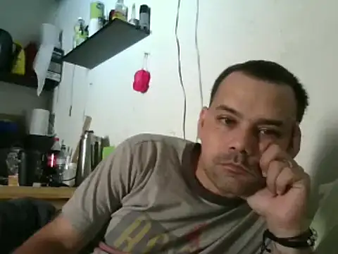 Snapshot of Lolosalvage83 chatting on 01/26/25, 02:52 Lolosalvage83 online show from 01/26/25, 02:52