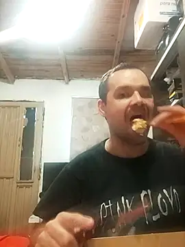 Snapshot of Lolosalvage83 chatting on 03/02/25, 05:36 Lolosalvage83 online show from 03/02/25, 05:36