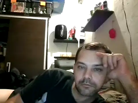 Snapshot of Lolosalvage83 chatting on 03/08/25, 09:17 Lolosalvage83 online show from 03/08/25, 09:17