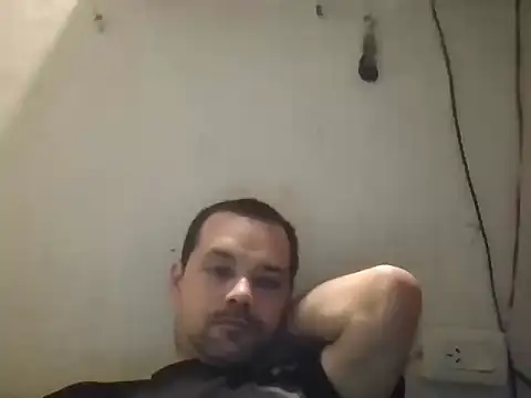 Snapshot of Lolosalvage83 chatting on 11/24/25, 10:15 Lolosalvage83 online show from 11/24/25, 10:15