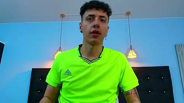 Lobo 17  online show from 01/12/25, 04:10